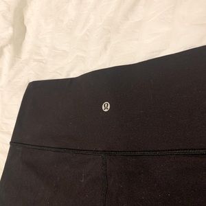 black lululemon leggings